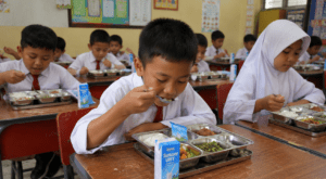 Survei Median: Program Makan Bergizi Gratis Jadi Kebijakan Paling Dirasakan Manfaatnya