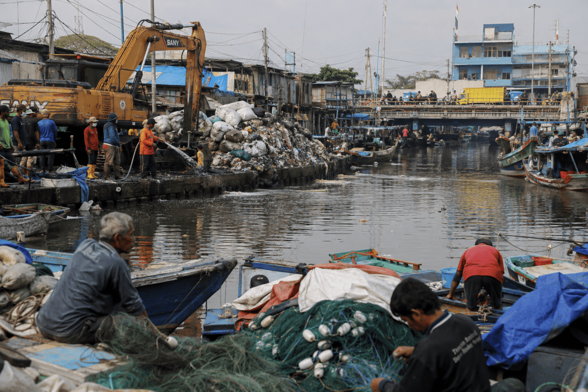 Pramono Sebut Pulau Sampah di Muara Angke Sudah Hilang Setelah Tiga Hari Pengerukan