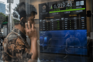 IHSG Dibuka Naik 0,75 Persen, Rupiah Belum Lepas dari Tekanan Pasar