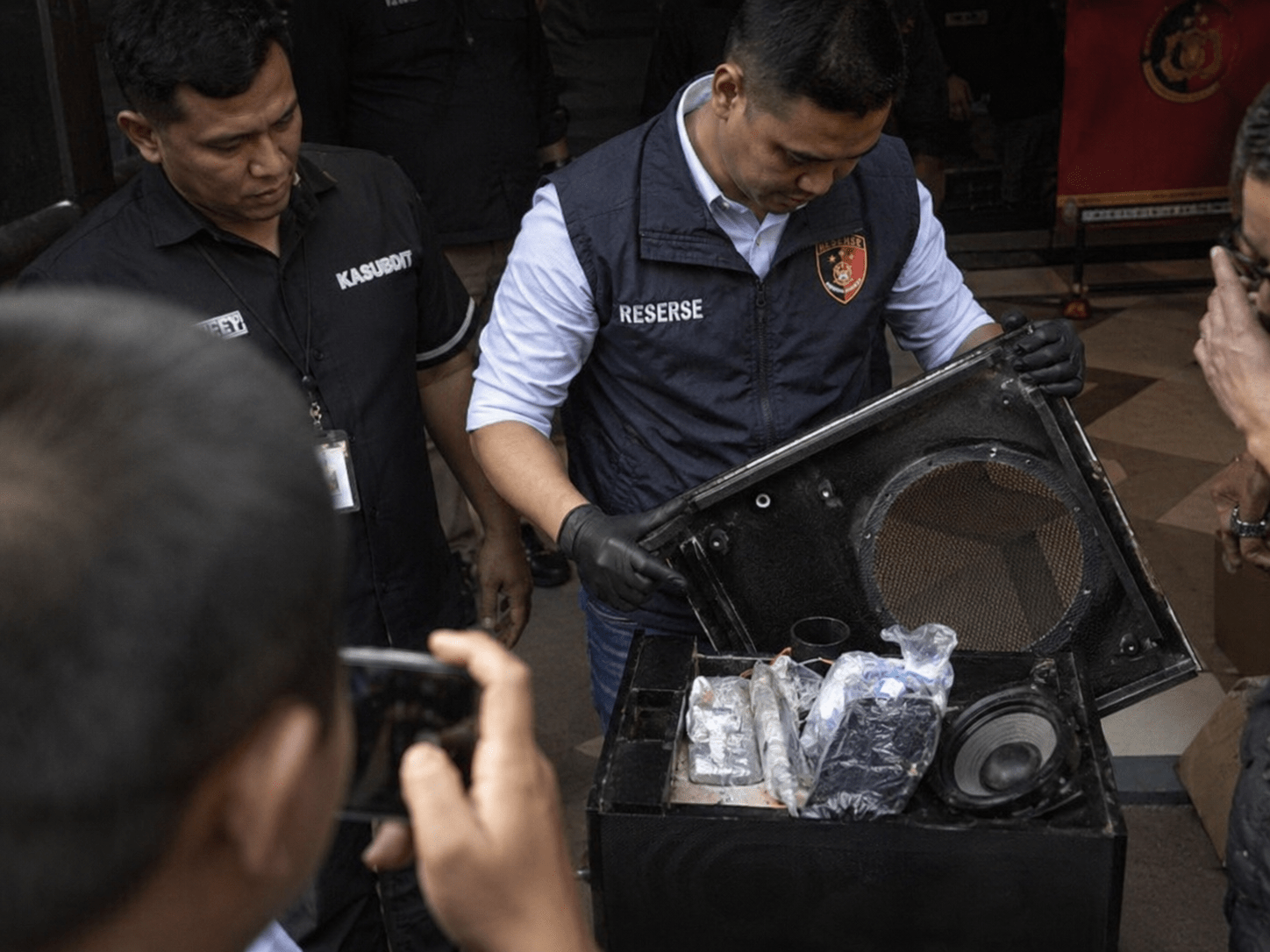 Bareskrim Bongkar Jaringan Narkoba Agung Apek, Sabu Diselundupkan Lewat Speaker