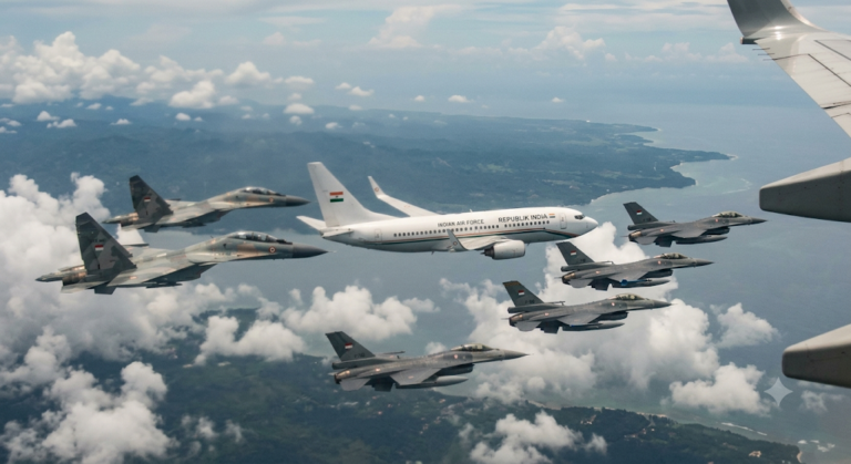 Sukhoi dan F-16 Kawal Pesawat PM India Modi Masuki RI, TNI AU Kerahkan Lima Jet Tempur
