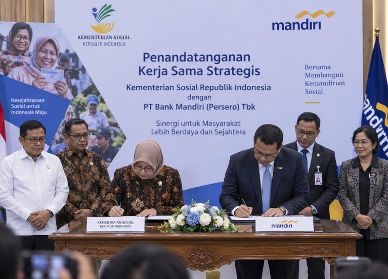Kemensos Gandeng Mandiri Salurkan Bansos